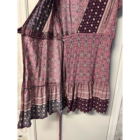 Zesica Wrap Around Dress - Picture 3 of 5
